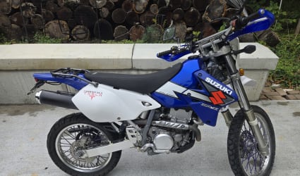 2003 Suzuki DR-Z400S motorcycle rental in Kent, OH