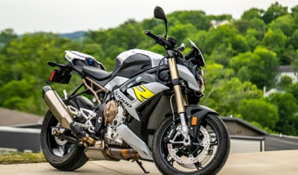 2022 BMW S 1000 R motorcycle rental in Nashville, TN