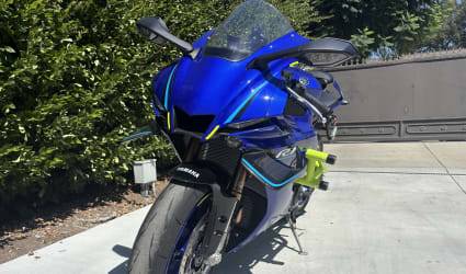 2026 Yamaha YZF-R1 motorcycle rental in Pasadena, CA