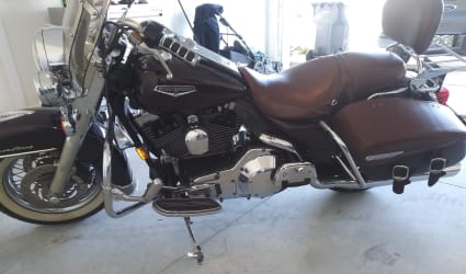 2005 Harley-Davidson 1340 Electra Glide Road King motorcycle rental in Temple terrace, FL