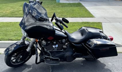 2019 Harley-Davidson Electra Glide Standard motorcycle rental in Tooele, UT