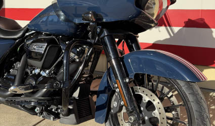 2019 Harley-Davidson Road Glide Special motorcycle rental in Des Moines, IA