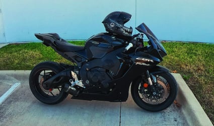 2017 Honda CBR1000RR Fireblade motorcycle rental in Dallas, TX