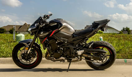 2023 Kawasaki Z900 motorcycle rental in Frisco, TX