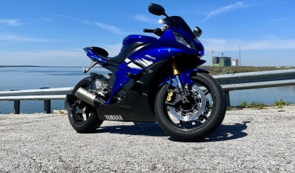 蘭 No Reserve – 1993 Kawasaki ZXR750 Project – Iconic Motorbike Auctions