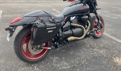 2019 Suzuki Boulevard M90 motorcycle rental in Wichita, KS