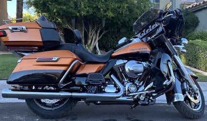 2016 Harley-Davidson Ultra Limited motorcycle rental in las vegas, NV