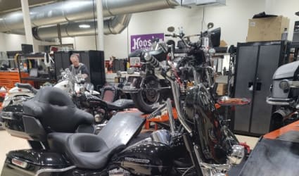 2016 Harley-Davidson Ultra Limited motorcycle rental in Woodstock, 