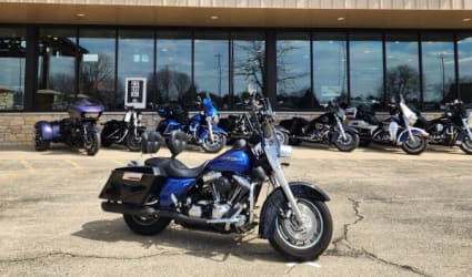 2004 Harley-Davidson Road King Custom motorcycle rental in Woodstock, 