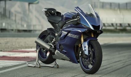 2017 Yamaha YZF-R6 motorcycle rental in Auburn, AL