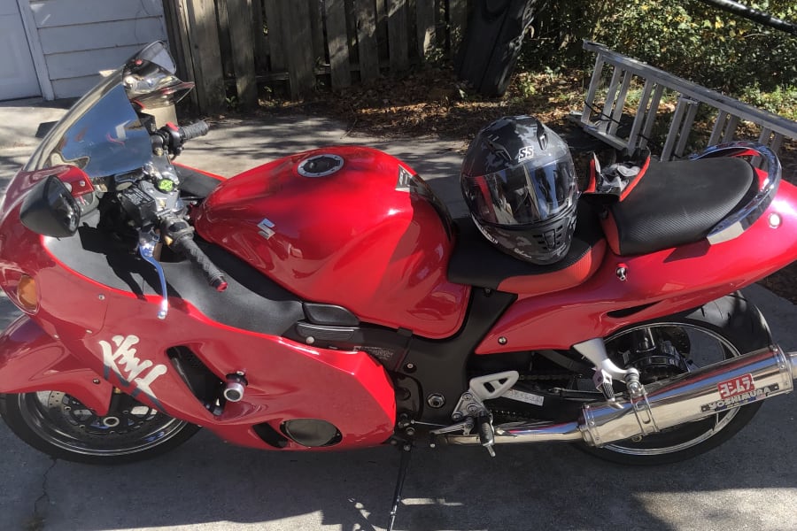 2004 Suzuki GSX 1300 R Hayabusa Motorcycle Rental in Wilmington
