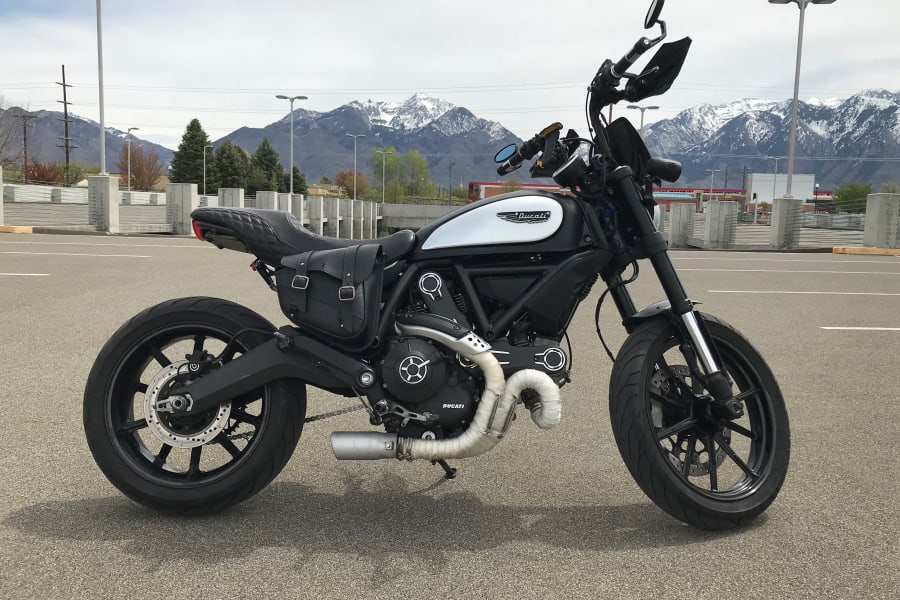 Full Throttle  Scrambler Ducati