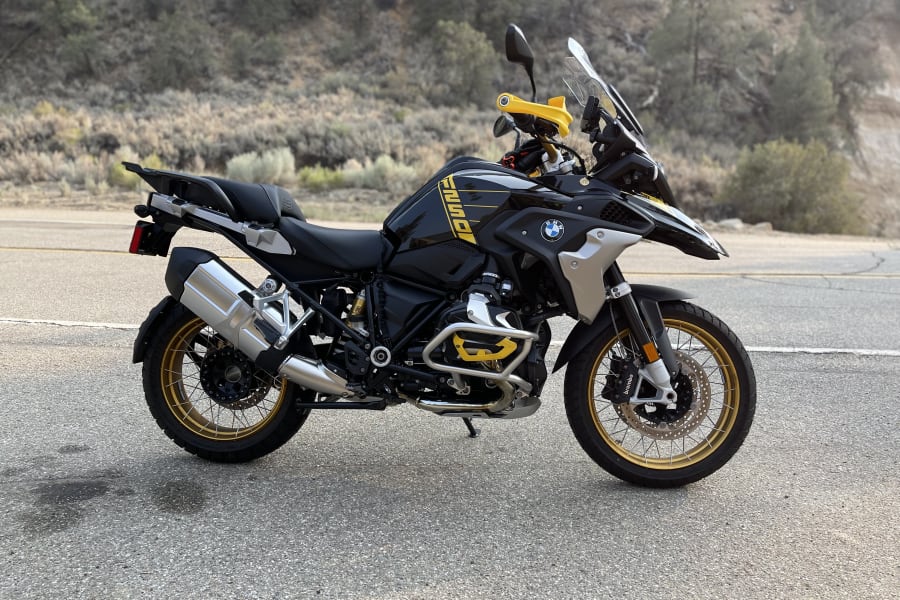 RENT BMW R 1200 GS – TRIPLE BLACK - MotorALB