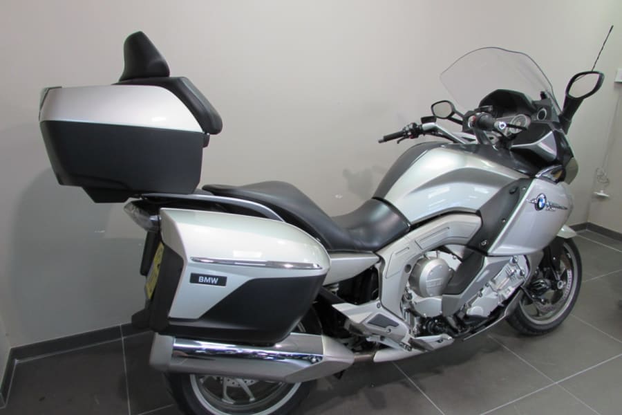 2012 BMW K 1600 GTL Motorcycle Rental in Zephyrhills, FL m947lg6e