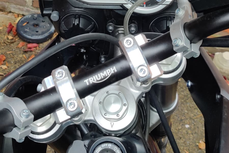 2016 Triumph Tiger 800 XR Motorcycle Rental in Chelsea, MA m-9v3rj3e