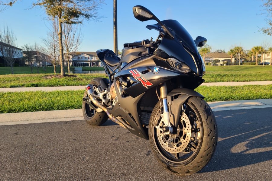 2022 BMW S 1000 RR Motorcycle Rental in Sanford, FL m-927j47e