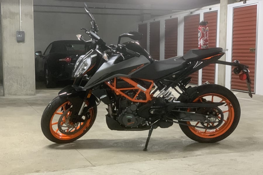 2021 KTM 390 Duke Motorcycle Rental in San Diego , CA m-el4kv8e