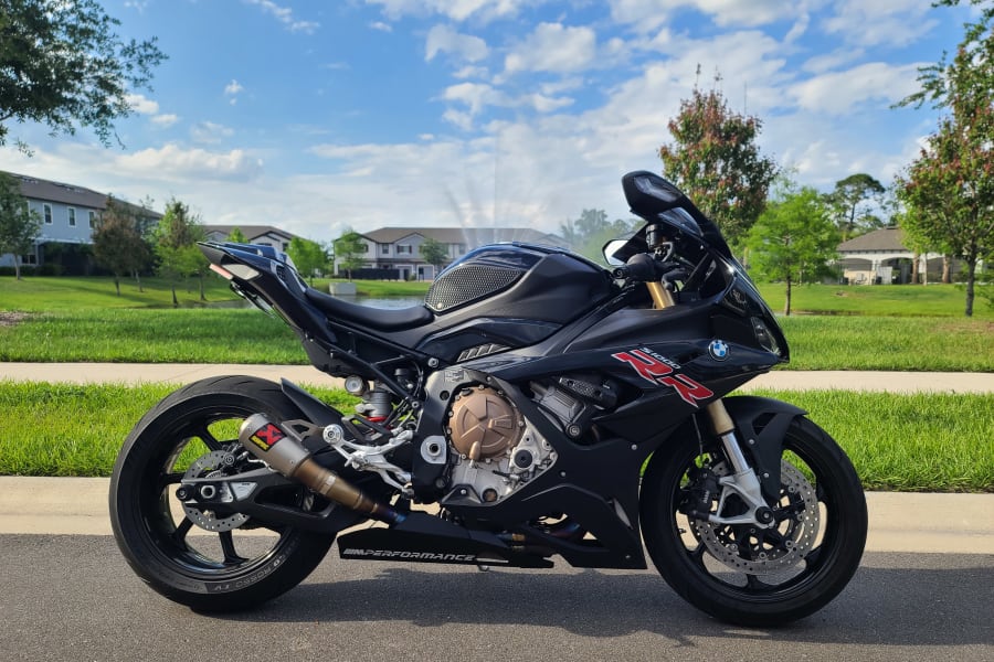 2022 BMW S 1000 RR Motorcycle Rental in Sanford, FL m-927j47e