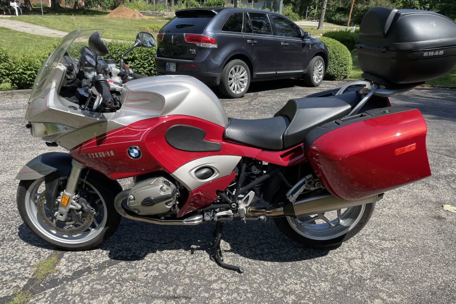 2005 BMW R 1200 ST Motorcycle Rental in Carmel, IN m-92dzv89