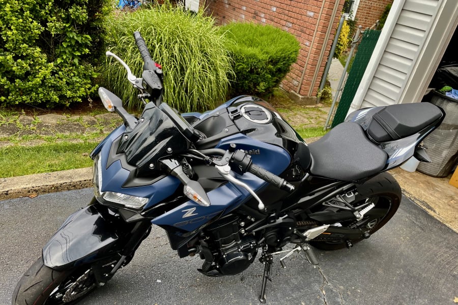 2022 Kawasaki Z900 Motorcycle Rental in Linden , NJ m-ej8yxde