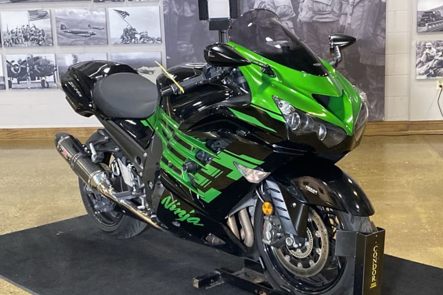 2020 Kawasaki ZX1400JLF NINJA ZX-14R ABS SE Motorcycle Rental in 