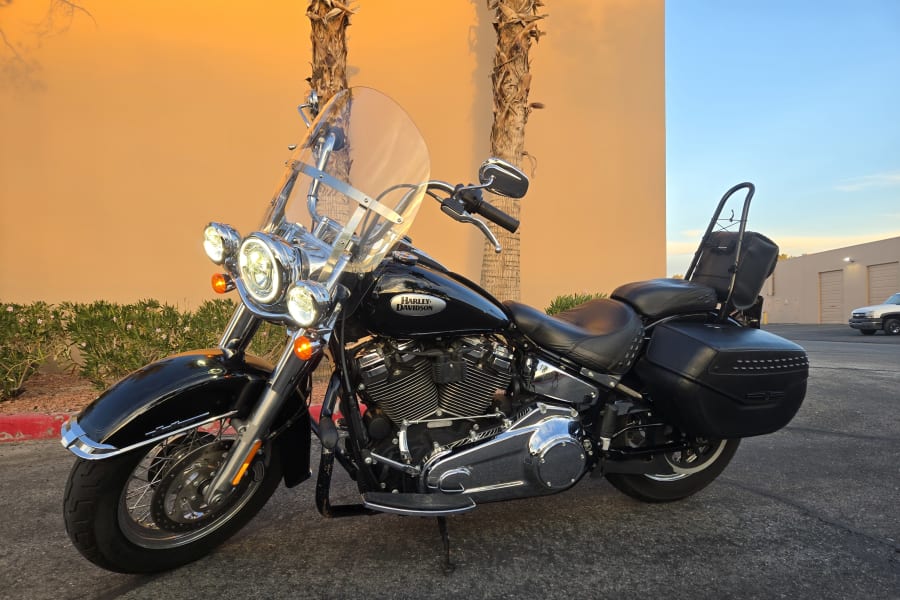 2021 HarleyDavidson Heritage Classic Motorcycle Rental in Las Vegas