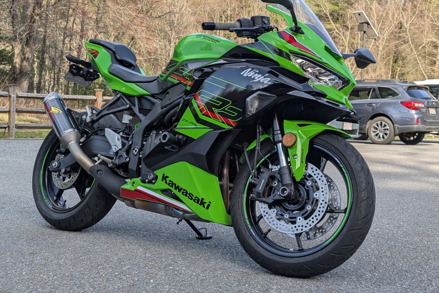 2023 Kawasaki Ninja ZX-4RR KRT Motorcycle Rental in Allston