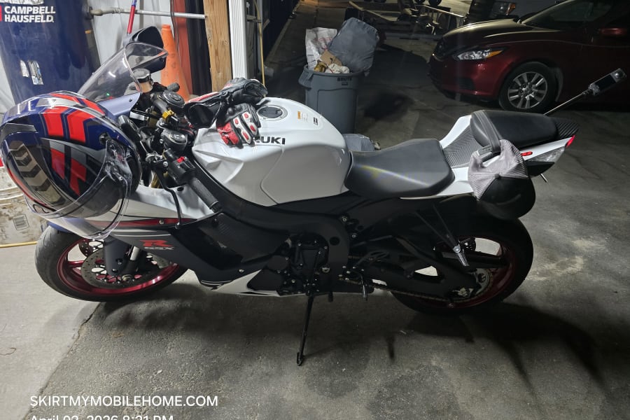 2025 Suzuki GSX-R750 Motorcycle Rental in Summerville, SC m-e3zvpx9
