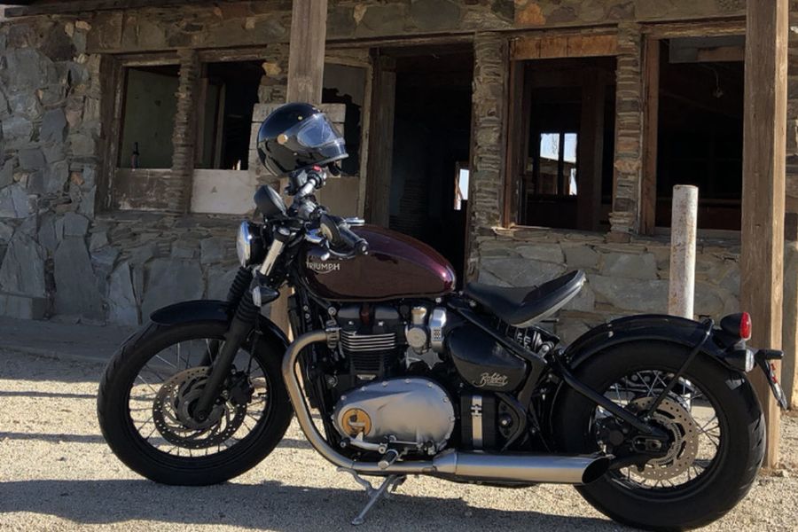 2017 Triumph Bobber Motorcycle Rental in Pasadena, CA m