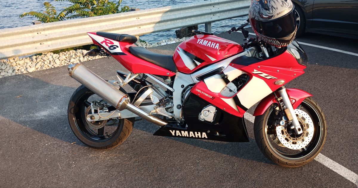 2002 Yamaha YZF-R6 Motorcycle Rental in Mansfield