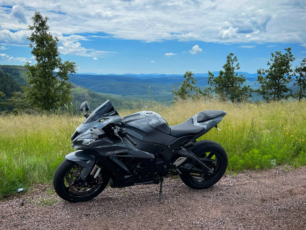 2019 Kawasaki Ninja ZX-10R Motorcycle Rental in Phoenix, AZ m 