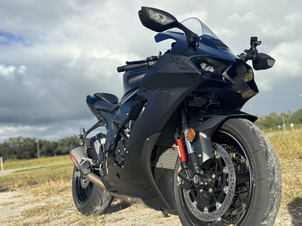2025 Kawasaki Ninja ZX-10R Motorcycle Rental in New Port Richey