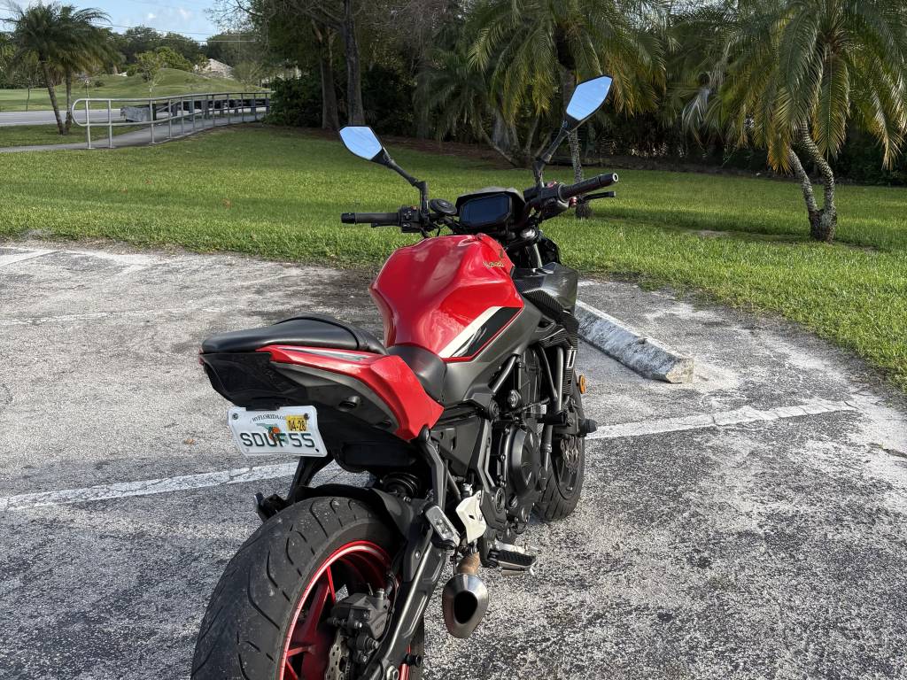 2022 Kawasaki Z650 Motorcycle Rental in Hollywood, FL m-eqxdxz9