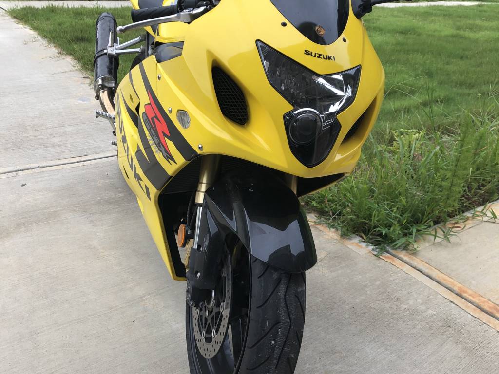 2004 Suzuki GSX-R 600 Motorcycle Rental in Sugar Hill, GA m-9w7nv59