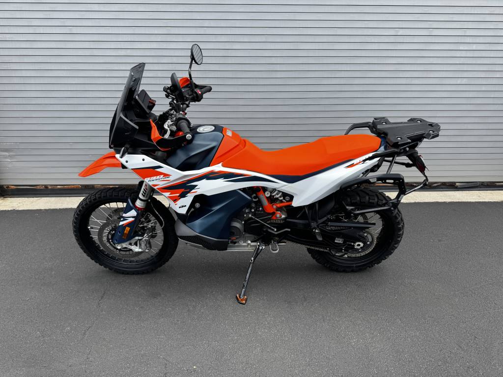 2024 KTM 890 Adventure R Rally Motorcycle Rental in Lihue, HI m