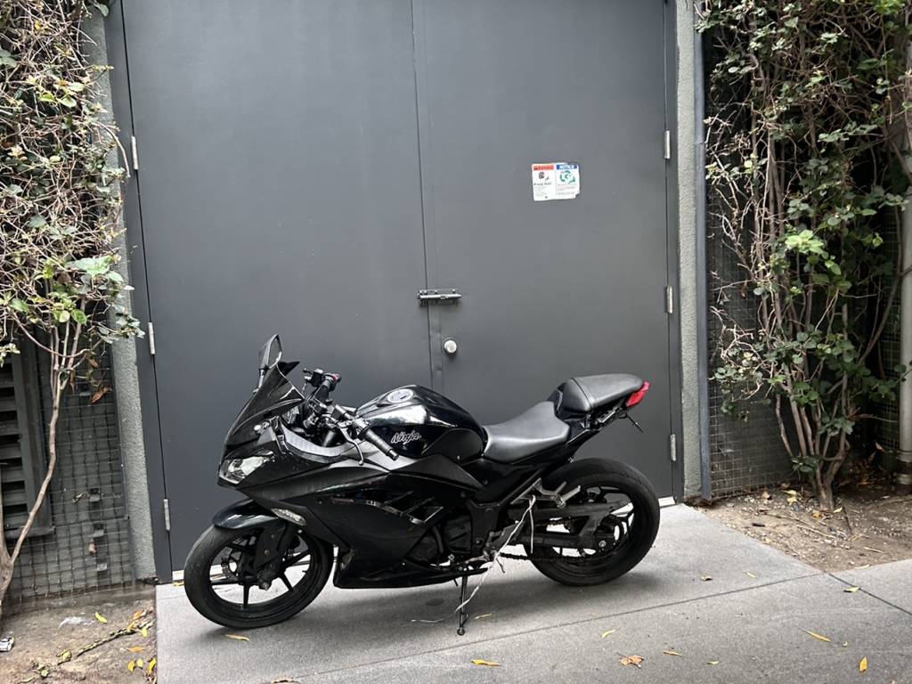 2013 Kawasaki Ninja 300 Motorcycle Rental in San Francisco, CA m