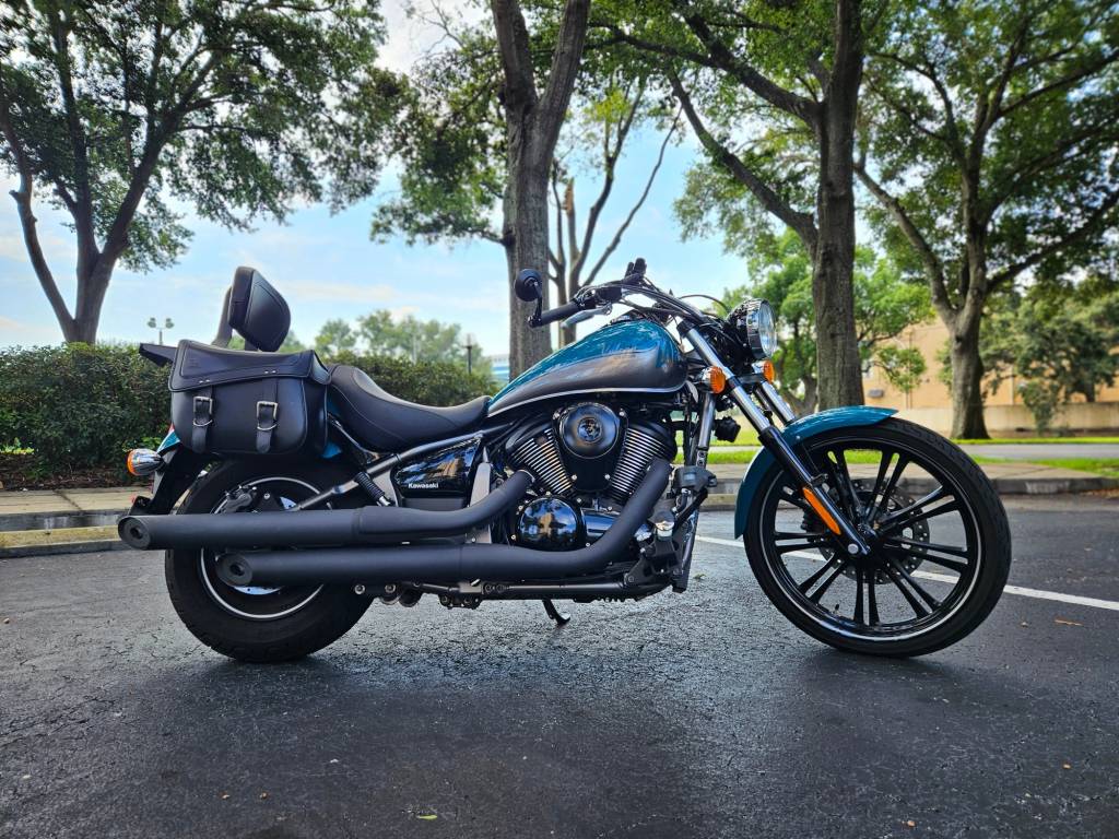 Travel Kawasaki ZX-9R (ZX 900 C1) – Ventura