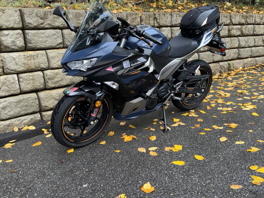 2023 Kawasaki Ninja 400 Motorcycle Rental in East Stroudsburg, PA