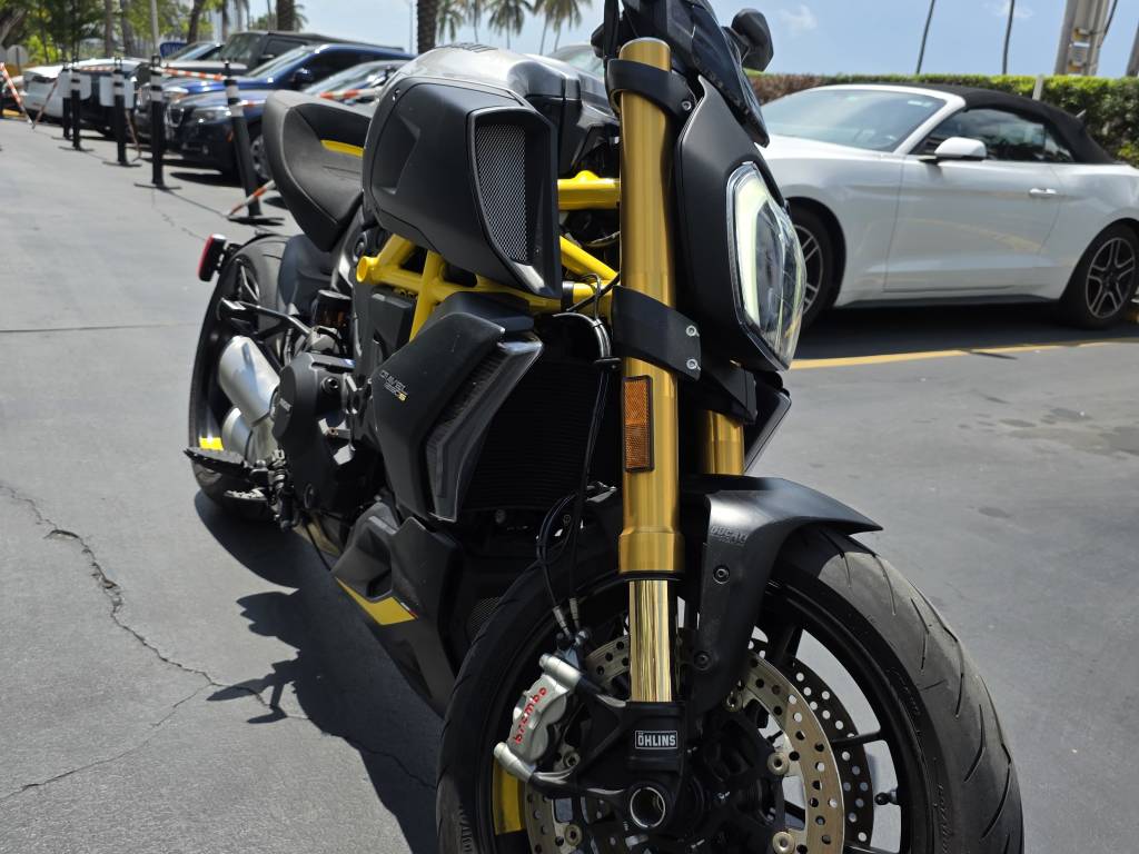 2023 Ducati XDiavel S Motorcycle Rental in Miami, FL m-edy8zv9