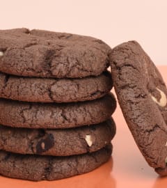 chocolate cashew cookies