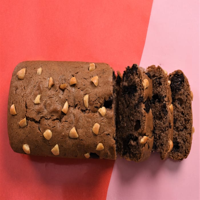 chocolate hazelnut dry cake