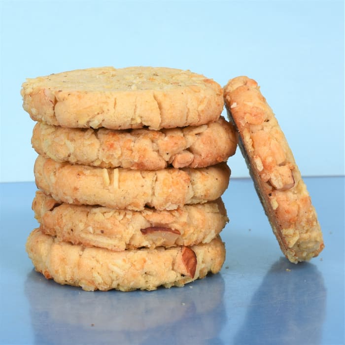 potato chips, almonds & cashew cookies