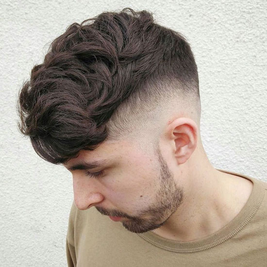 Kiểu tóc lượn sóng dài + Undercut