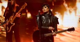 Demi Lovato in Portland, EUA - Holy Fvck Tour