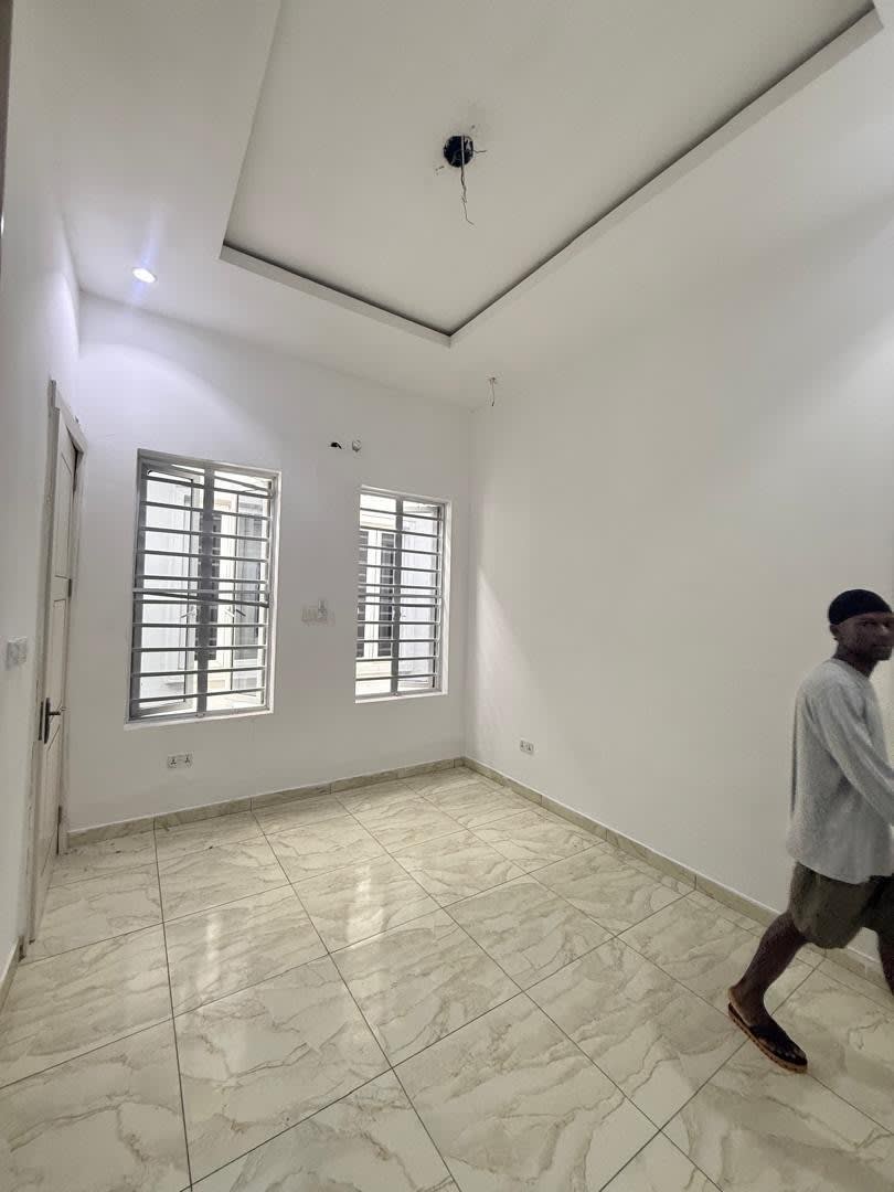 A ROOM SHARED APARTMENT FOR RENT ORAL ESTATE