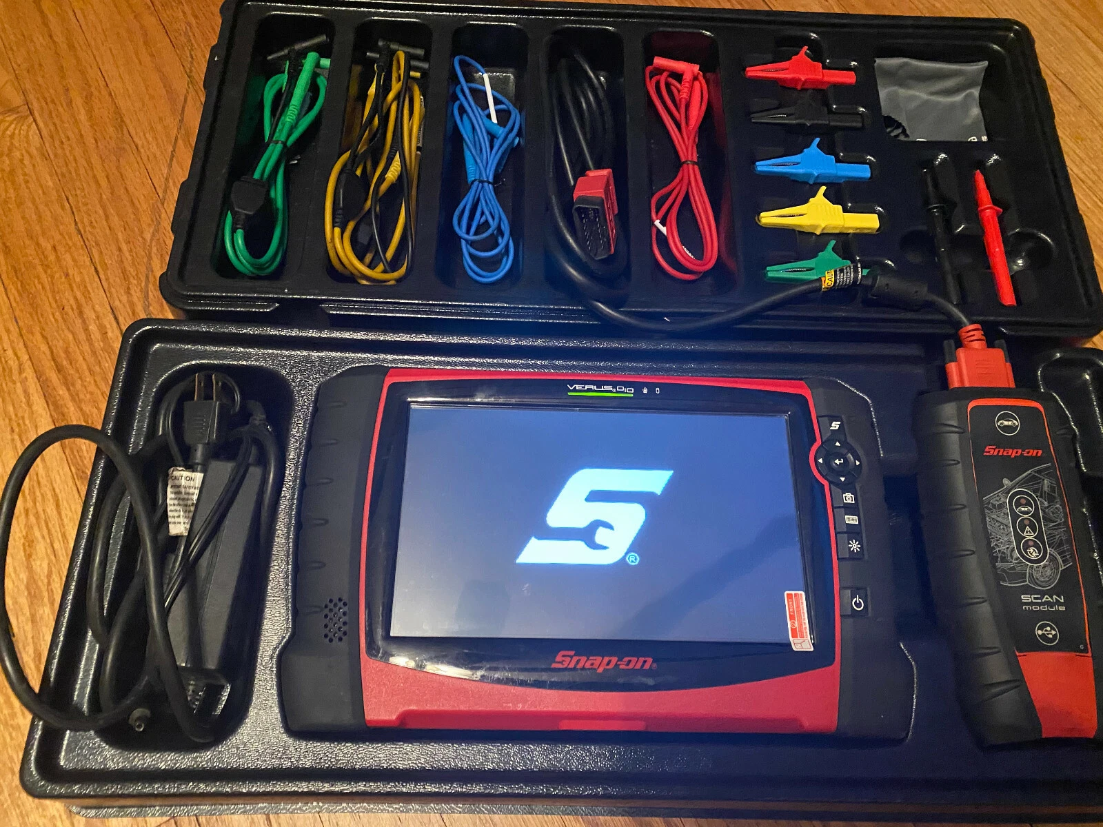 SnapOn Verus Pro D10 Diagnstic Scan Tool EEMS327 Scanner Snap On 21.2 EURO 2021