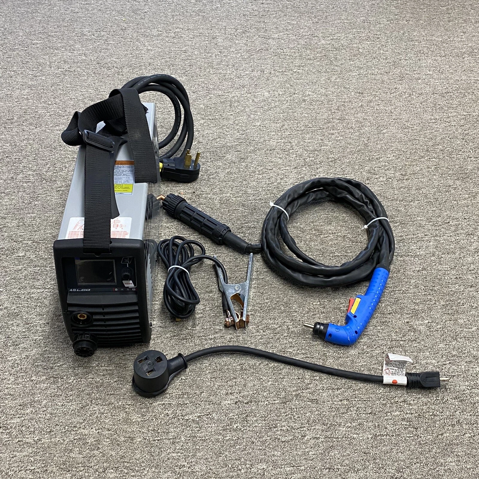 Matco Tools 40AMP 1/2" Plasma Cutter W/ LCD Screen MA48LCD