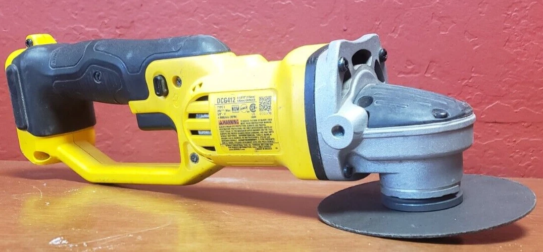 USED DEWALT 20V 4 Tool Combo kit #178988-1, view 7