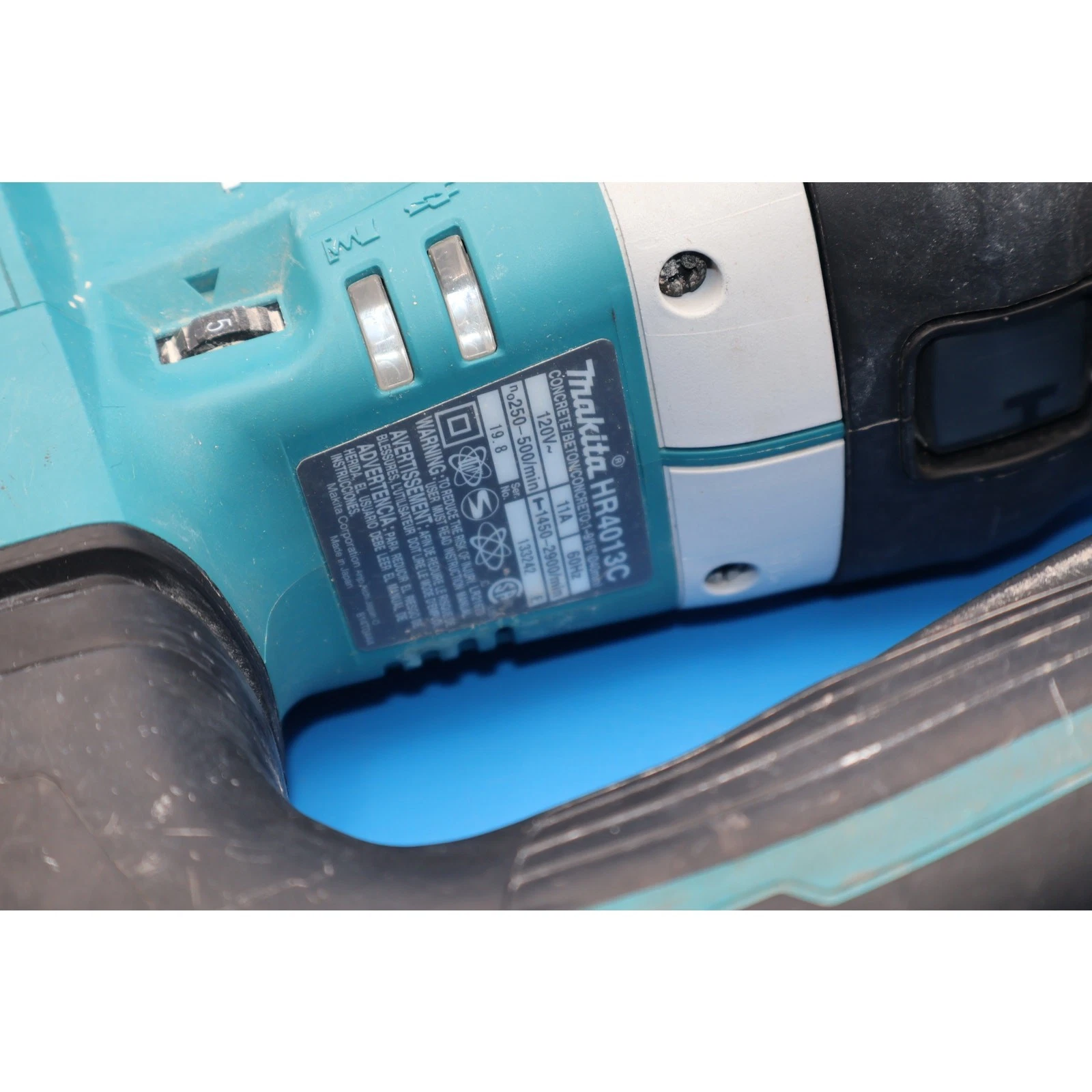 Makita HR4013C 1-9/16" AVT Rotary Hammer Drill, SDS MAX, view 6