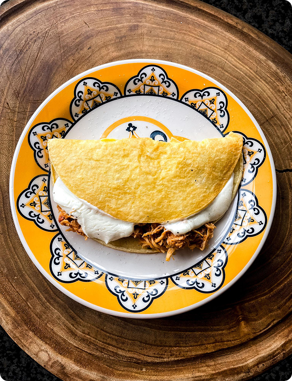 Crepioca recheada com queijo